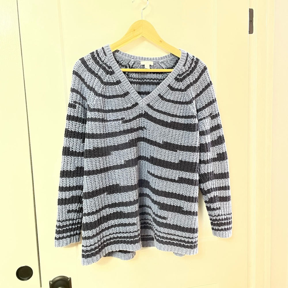 100% cotton JJill lightly worn sweater.
